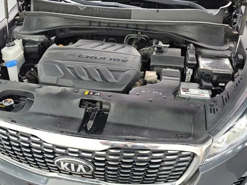 Kia Sorento 2.2 CRDI 4WD - САМО 30% АВАНС, снимка 6 - Автомобили и джипове - 56017226