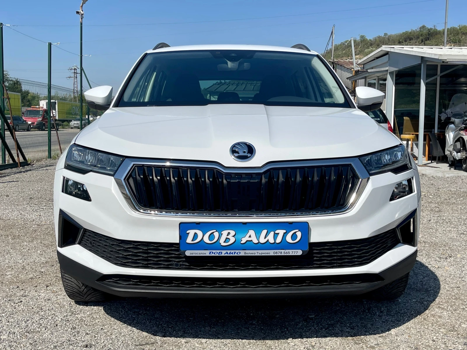 Skoda Karoq 2.0TDI-АВТОМАТ-НАВИ-ДИСТРОНИК-КАМЕРА-КАРПЛЕЙ - изображение 8