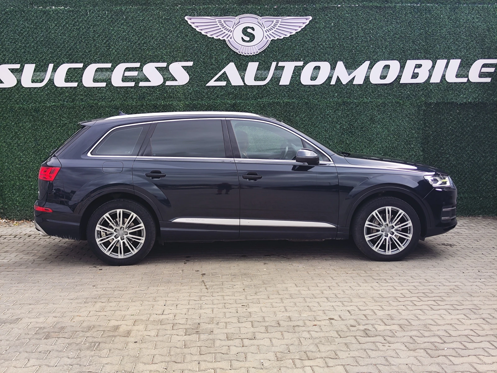 Audi Q7 SLINE* PODGREV* OBDUH* PANORAMA* LEDD* LIZING - изображение 3