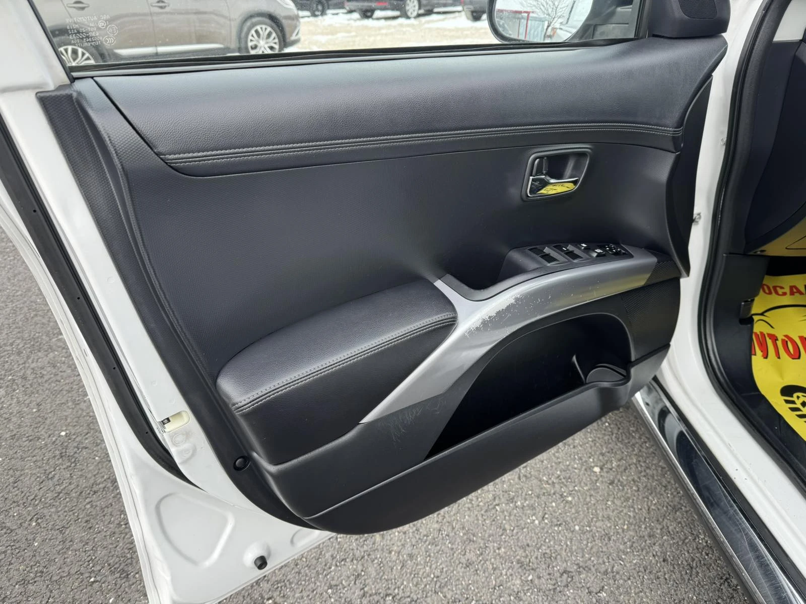 Peugeot 4007 2.0HDI | Mobile.bg � ����������� 11