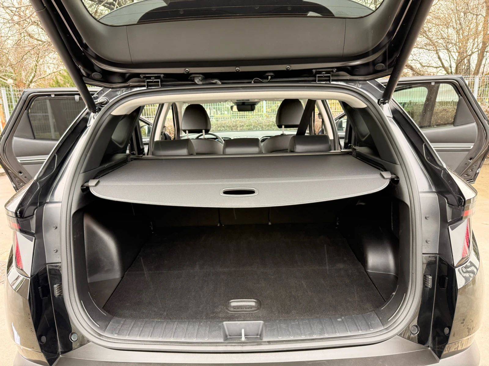 Hyundai Tucson Plug-in-Hybrid 4* 4  | Mobile.bg � ����������� 12