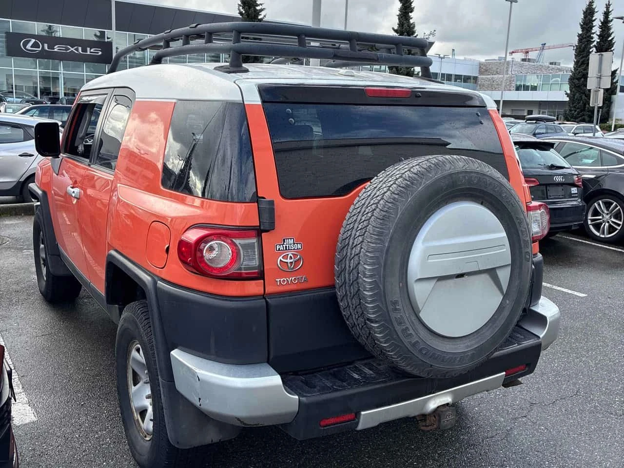 Toyota Fj cruiser * 4WD 4dr * BLUETOOTH* KEYLESS*  - изображение 2