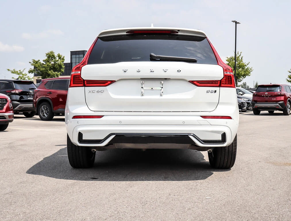 Volvo XC60 B5 Plus* AWD* АвтоКредит* (ЦЕНА ДО БГ), снимка 5 - Автомобили и джипове - 53724287