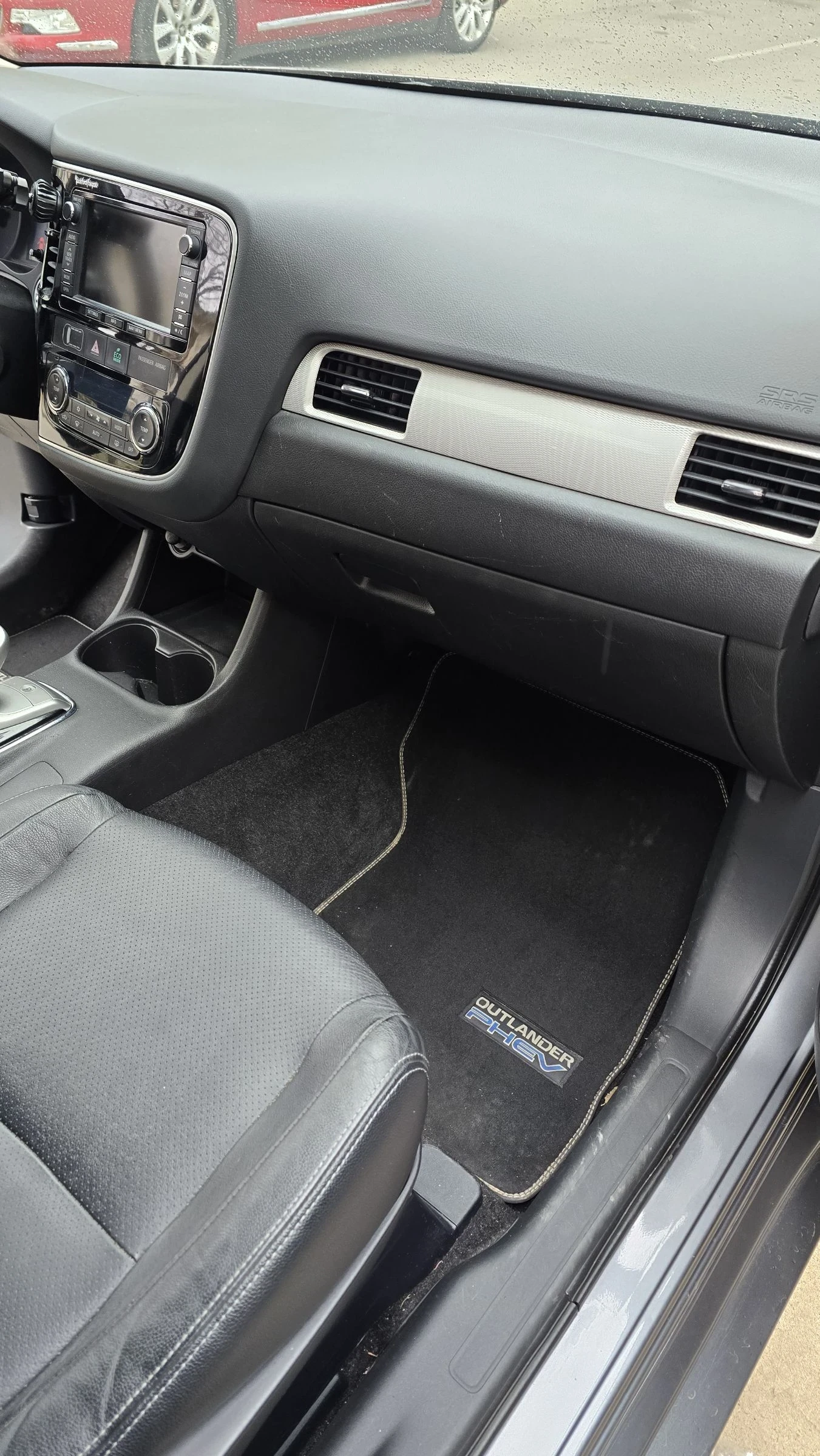 Mitsubishi Outlander PHEV, снимка 14 - Автомобили и джипове - 53933313