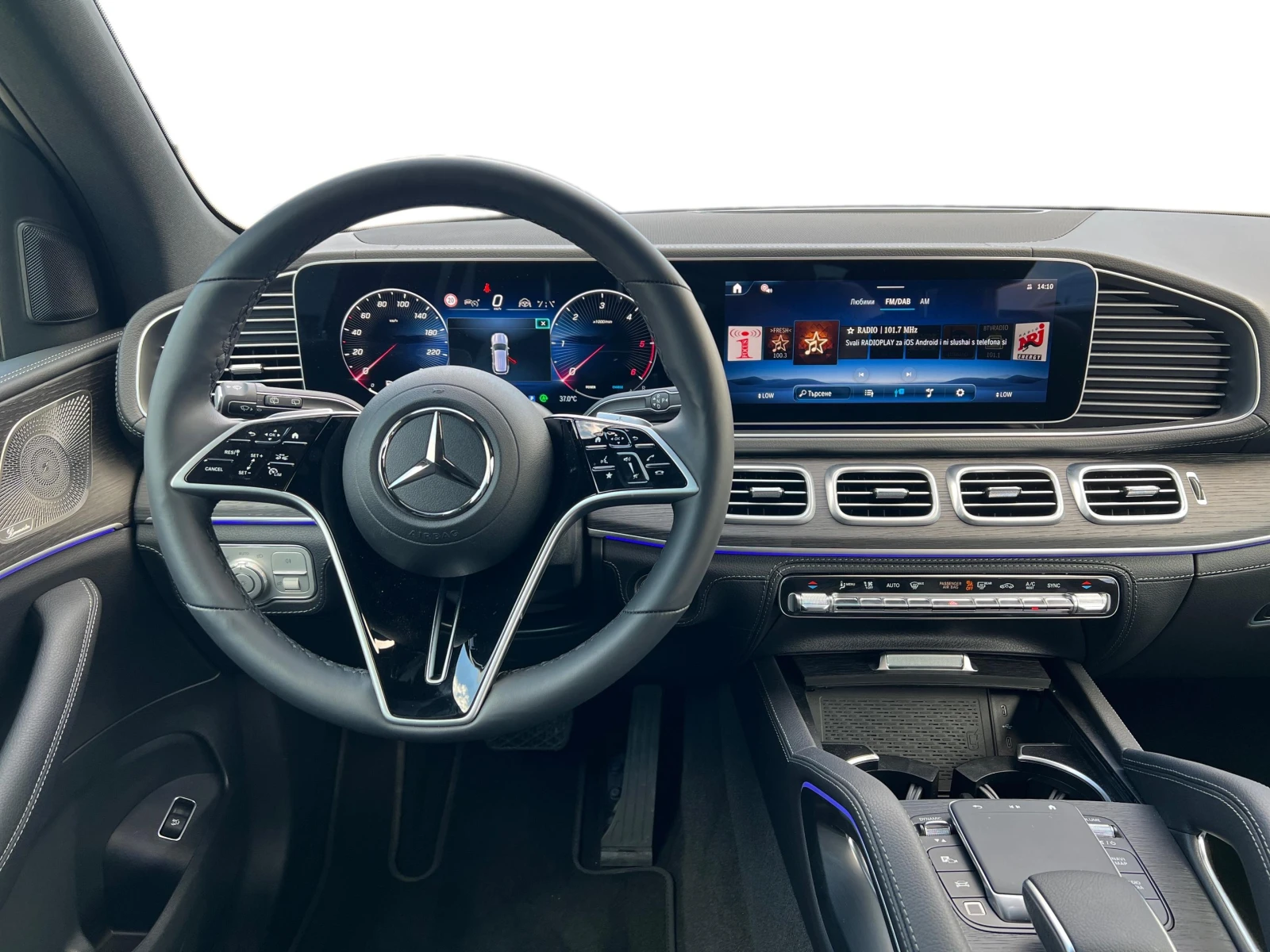 Mercedes-Benz GLE 300 d 4MATIC 6+ 1, снимка 7 - Автомобили и джипове - 53992635