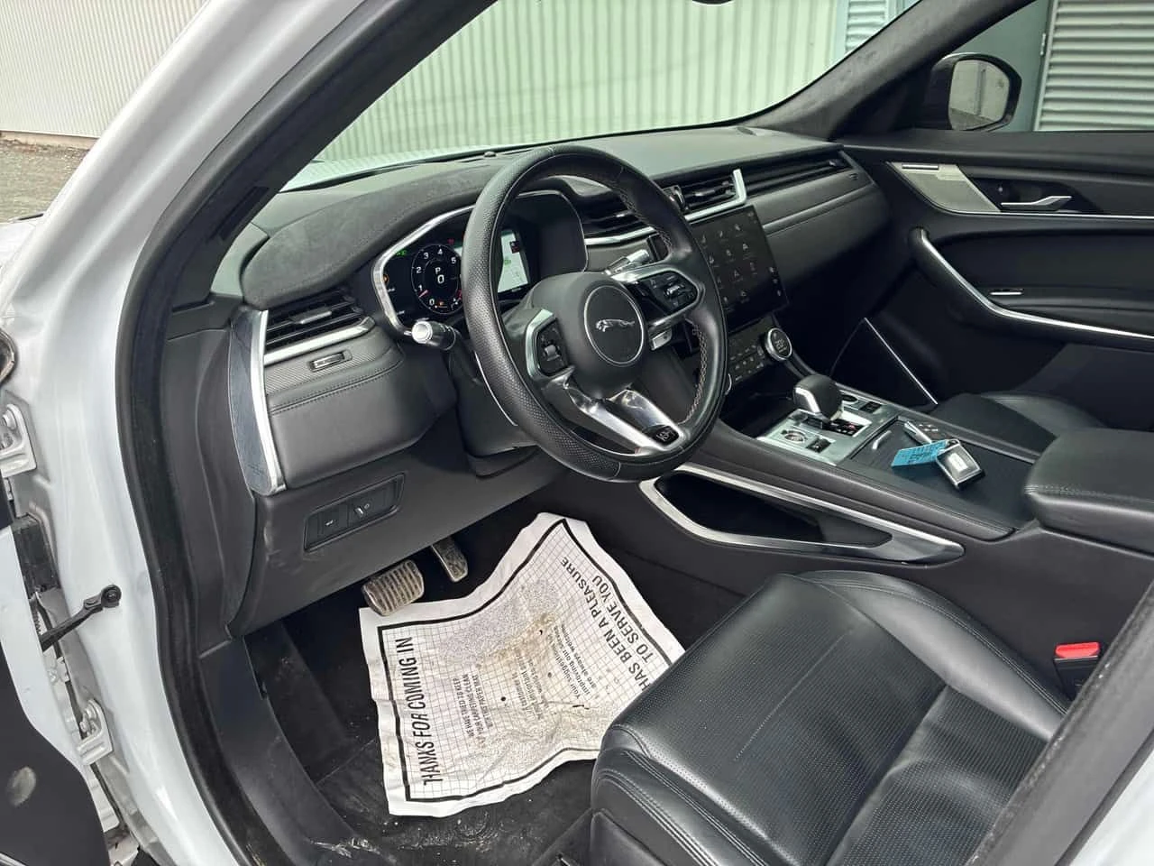 Jaguar F-PACE * P550 SVR * PANO* KEYLESS* ПОДГРЕВ* , снимка 5 - Автомобили и джипове - 54066671