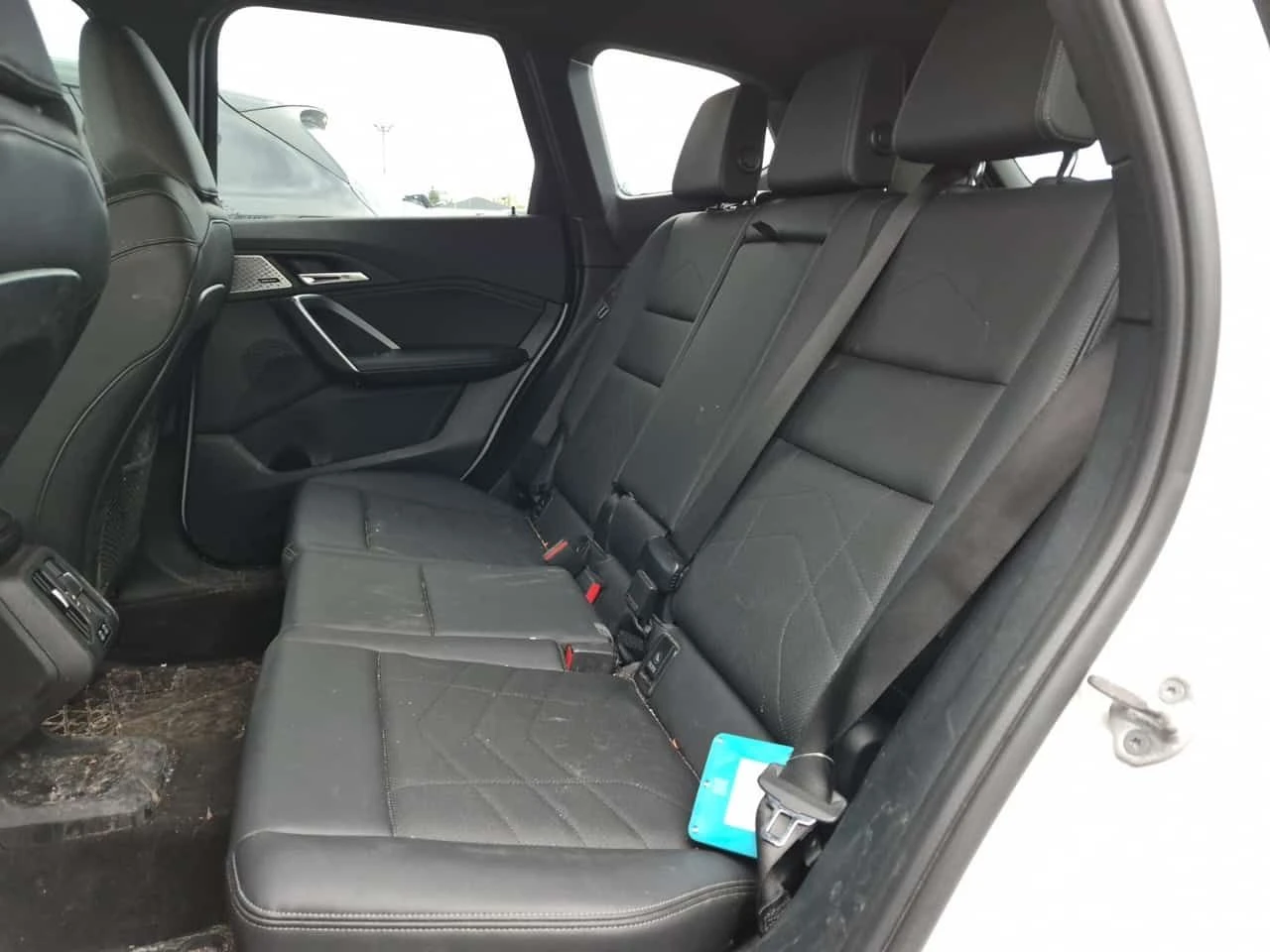BMW X1 XDRIVE * FULL M PACK* ДИСТРОНИК* АМБИЕНТНО* HEAD U, снимка 13 - Автомобили и джипове - 54605059