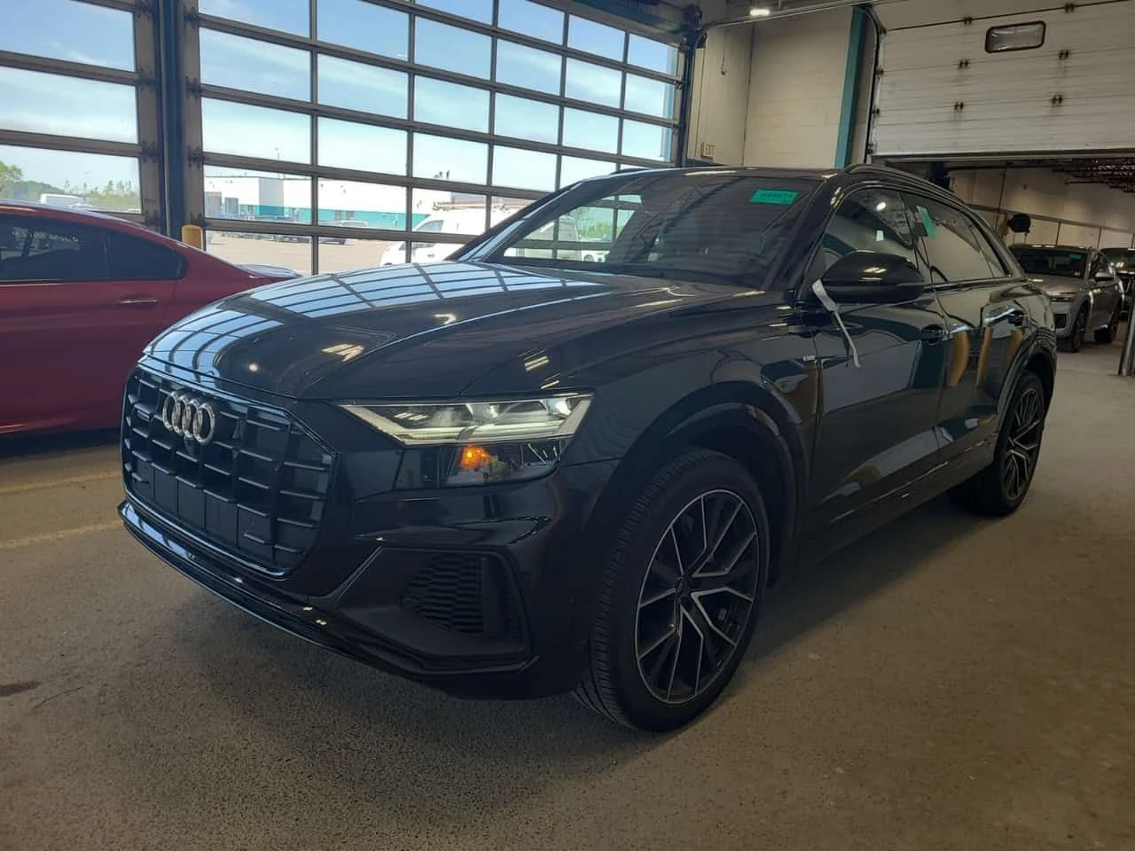 Audi Q8  PROGRESSIV /.360 / ОБДУХВАНЕ / АВТОКРЕДИТ 