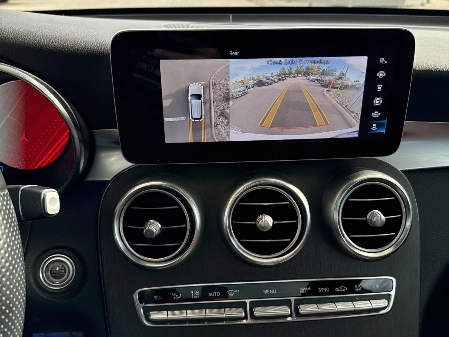 Mercedes-Benz GLC 300 AMG-pack* 360* Keyless* Digital* Подгрев, снимка 8 - Автомобили и джипове - 56342417