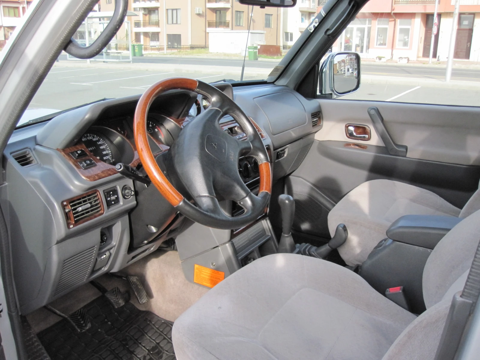 Mitsubishi Pajero, снимка 5 - Автомобили и джипове - 56373062