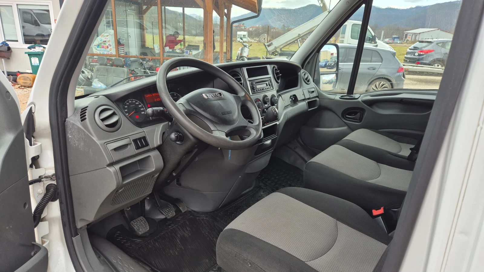 Iveco Daily 35c15 3.0L 4.80м. 3.5тона - изображение 8