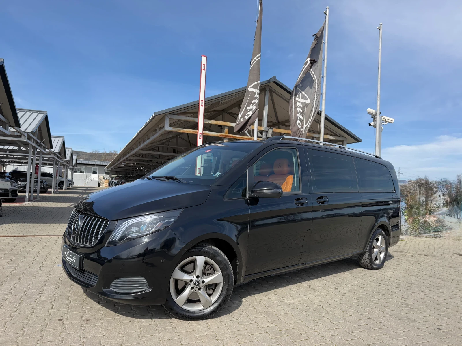 Mercedes-Benz V 250 EXTRA LONG#3xЕл.ВРАТИ#CAMERA#VIP#2018г, снимка 2 - Бусове и автобуси - 53820793