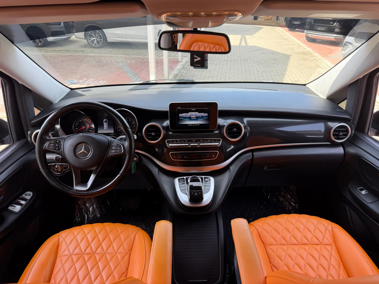 Mercedes-Benz V 250 EXTRA LONG#3xЕл.ВРАТИ#CAMERA#VIP#2018г, снимка 11 - Бусове и автобуси - 53820793