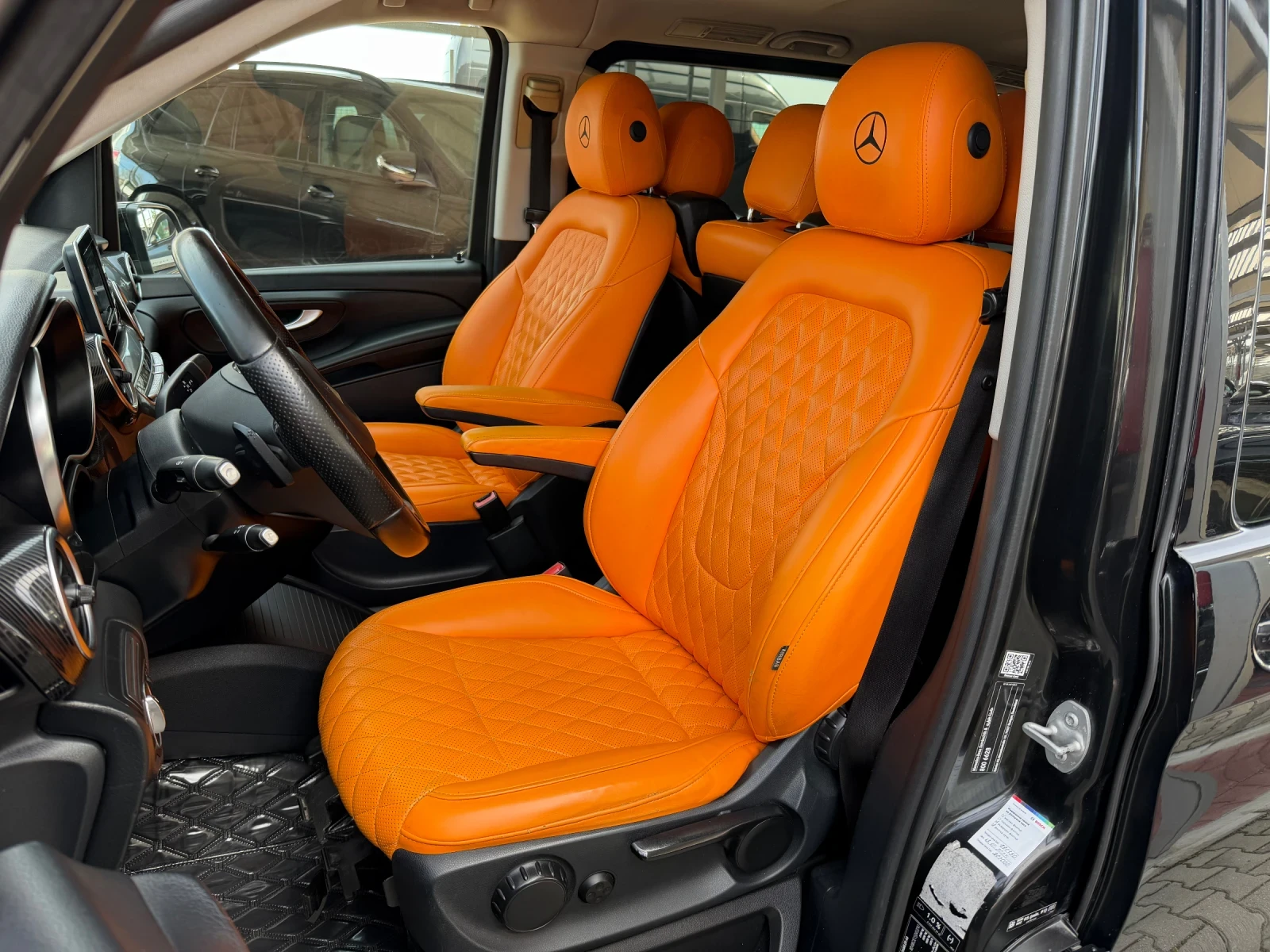 Mercedes-Benz V 250 EXTRA LONG#3xЕл.ВРАТИ#CAMERA#VIP#2018г, снимка 15 - Бусове и автобуси - 53820793