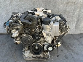 Двигател за Mercedes 500 550 - M273, снимка 1