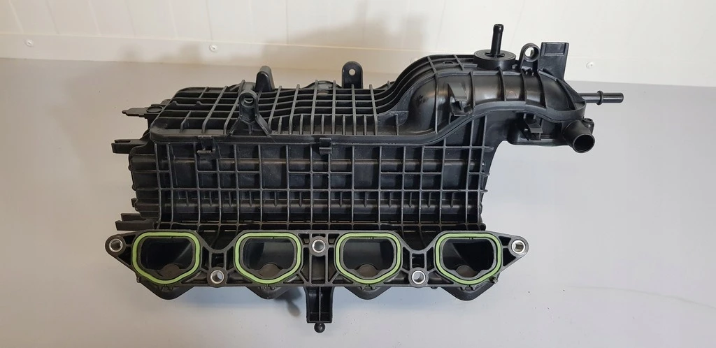 Всмукателен колектор AUDI A3 1.2TSI,1.4TSI 2012-,SEAT LEON 1.2TSI,1.4TSI 2012-,SKODA OCTAVIA III 1.2 | Mobile.bg — изображение 1