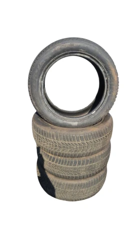 Гуми Зимни 235/55R19, снимка 2