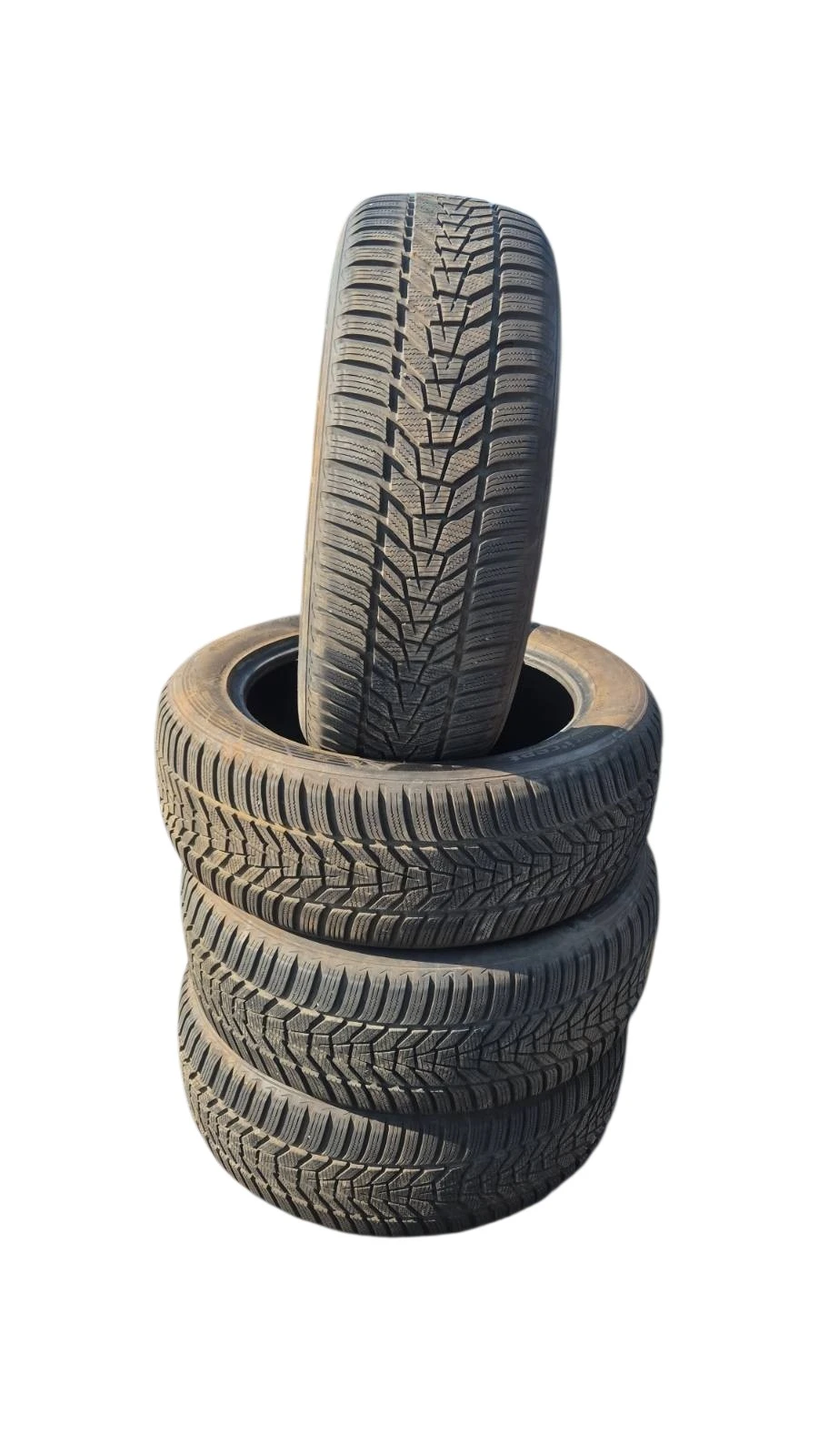Гуми Зимни 235/55R19