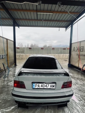 BMW 318, снимка 9