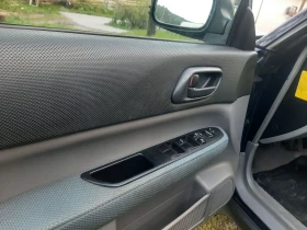 Subaru Forester 2.0i4x4 KLIMATRON, снимка 15