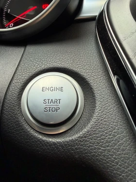 Mercedes-Benz C 220 AMG Line/Keyless/Pano/Carplay, снимка 10