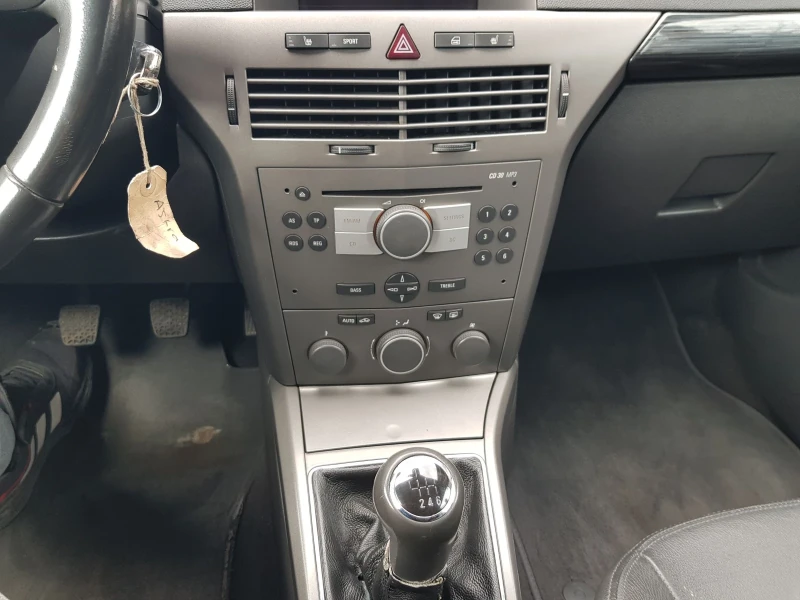 Opel Astra 2.0turbo 200k.c., снимка 12 - Автомобили и джипове - 42036015