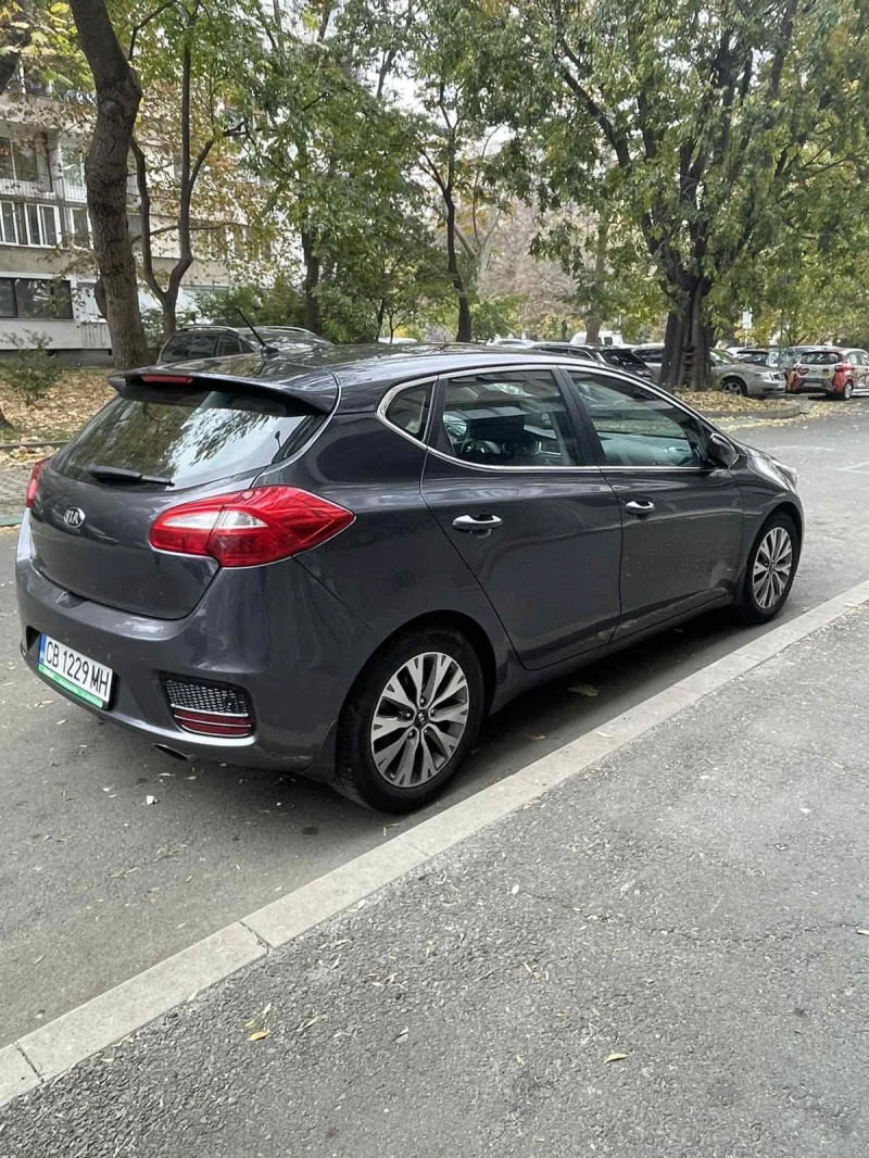 Kia Ceed, снимка 11 - Автомобили и джипове - 47995675