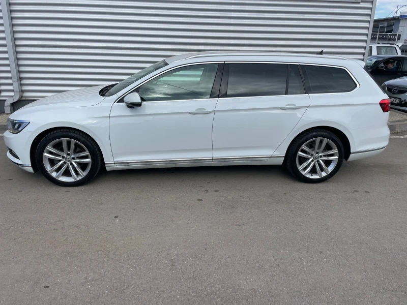 VW Passat Hight-Line+ 7DSG+ 150kc+ Virtual Cocpit+ Key Less , снимка 2 - Автомобили и джипове - 48876140