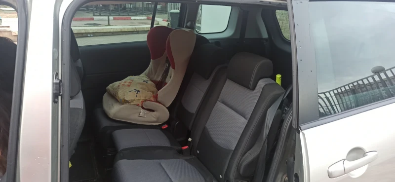 Mazda 5, снимка 7 - Автомобили и джипове - 52114537
