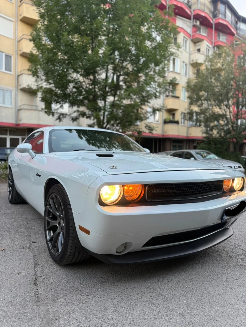 Dodge Challenger 3.6, снимка 4 - Автомобили и джипове - 52475110