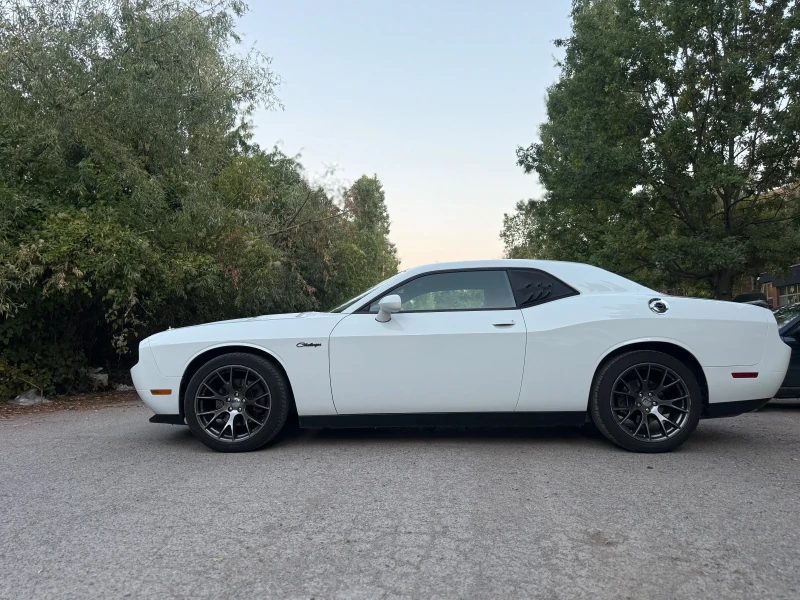 Dodge Challenger 3.6, снимка 7 - Автомобили и джипове - 52475110