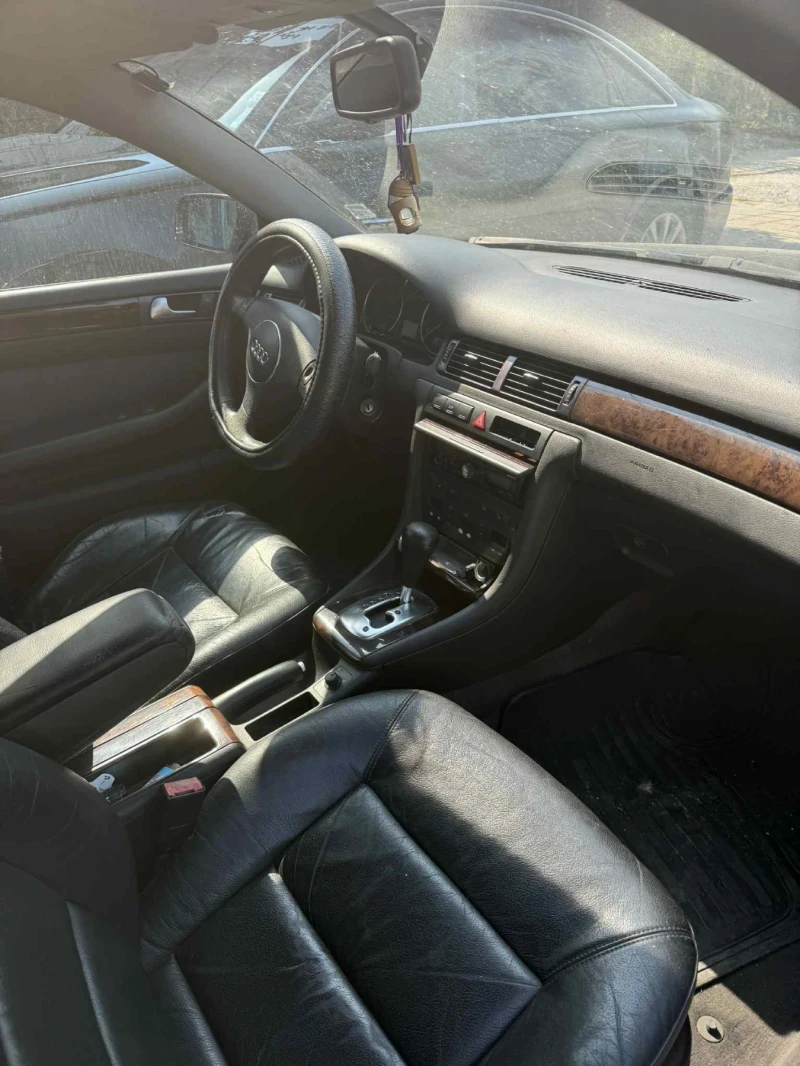 Audi A6 2.5 TDI, снимка 6 - Автомобили и джипове - 52429024