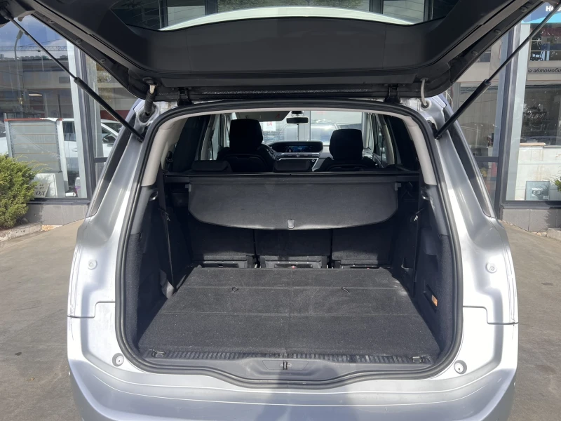 Citroen Grand C4 Picasso 1.6 HDi, снимка 9 - Автомобили и джипове - 52302661