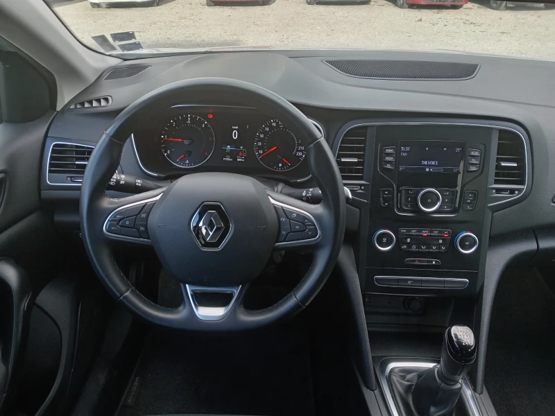 Renault Megane 1.5 dci, снимка 11 - Автомобили и джипове - 52495438