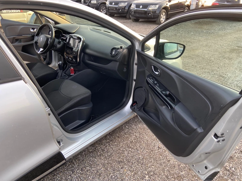 Renault Clio ИТАЛИЯ, снимка 16 - Автомобили и джипове - 52868351