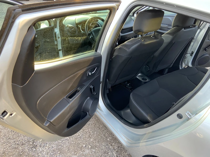 Renault Clio ИТАЛИЯ, снимка 12 - Автомобили и джипове - 52868351