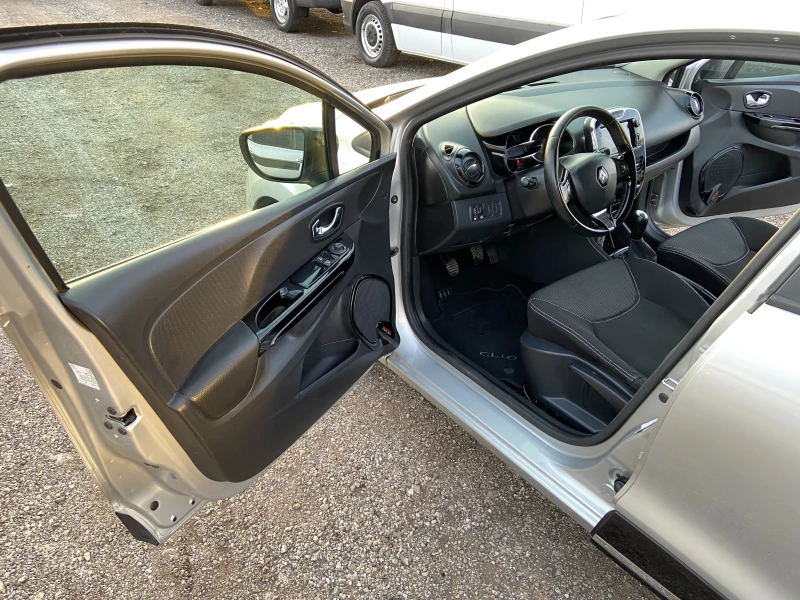 Renault Clio ИТАЛИЯ, снимка 10 - Автомобили и джипове - 52868351