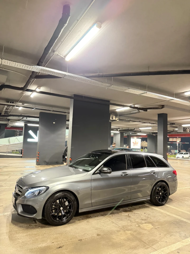 Mercedes-Benz C 220 AMG Line/Keyless/Pano/Carplay, снимка 4 - Автомобили и джипове - 53177539