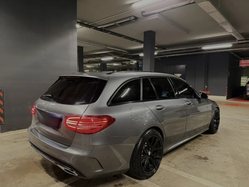 Mercedes-Benz C 220 AMG Line/Keyless/Pano/Carplay, снимка 2 - Автомобили и джипове - 53177539