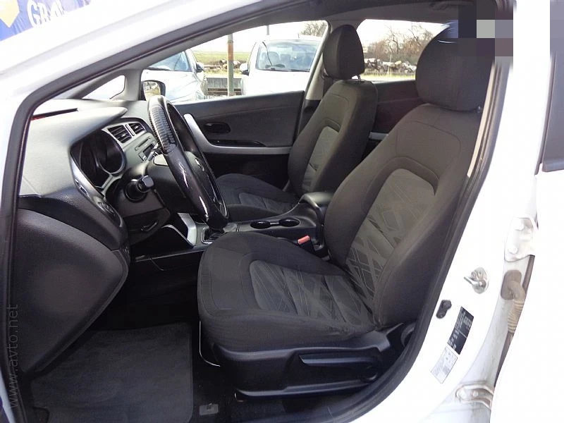 Kia Ceed 1.4/Климатик/Топ състояние , снимка 7 - Автомобили и джипове - 52947563