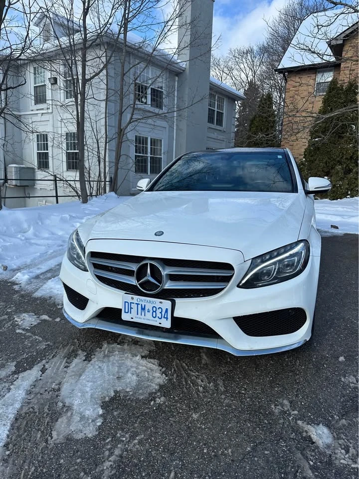 Mercedes-Benz C 300 AMG PACK * PANO * CARFAX * АВТОКРЕДИТ *  - изображение 2