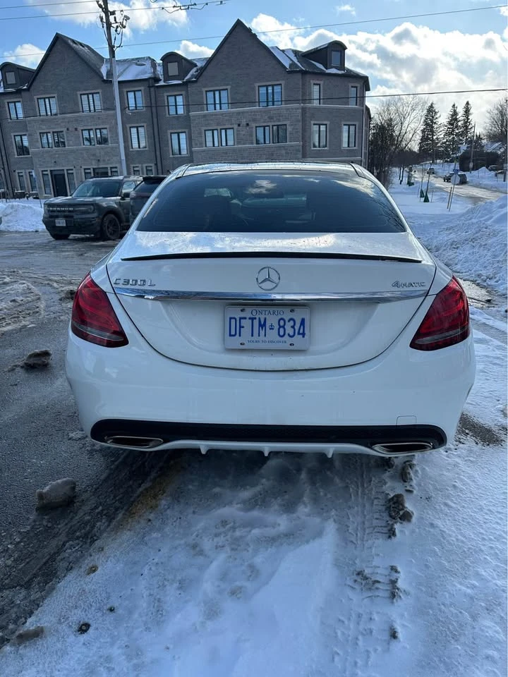 Mercedes-Benz C 300 AMG PACK * PANO * CARFAX * АВТОКРЕДИТ *  - изображение 9