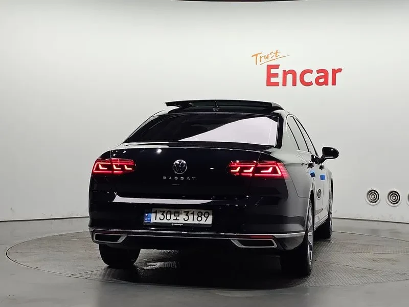 VW Passat 2.0 TDI PRESTIGE, снимка 4 - Автомобили и джипове - 55001283