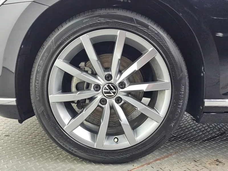 VW Passat 2.0 TDI PRESTIGE, снимка 5 - Автомобили и джипове - 55001283