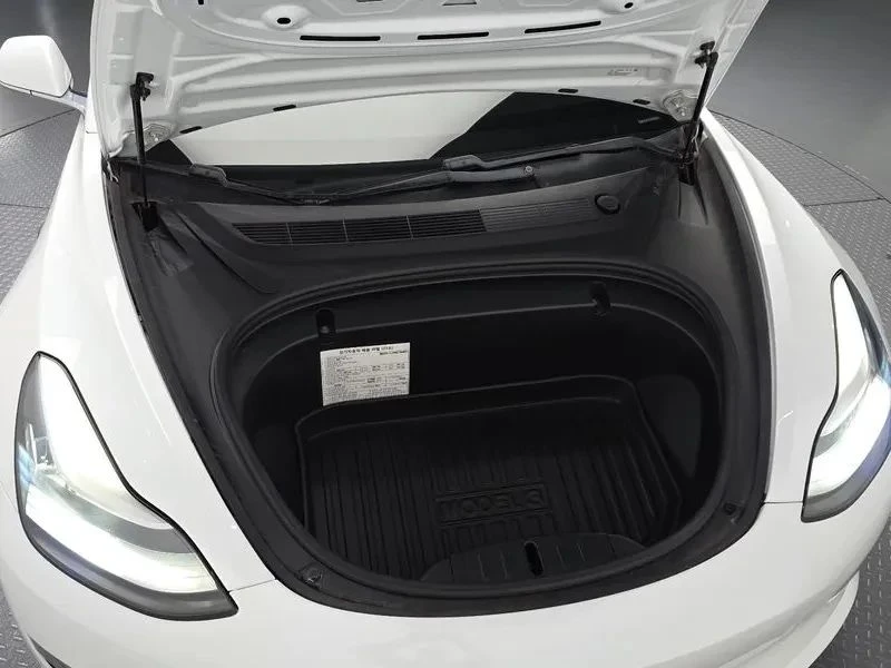 Tesla Model 3, снимка 6 - Автомобили и джипове - 56688189