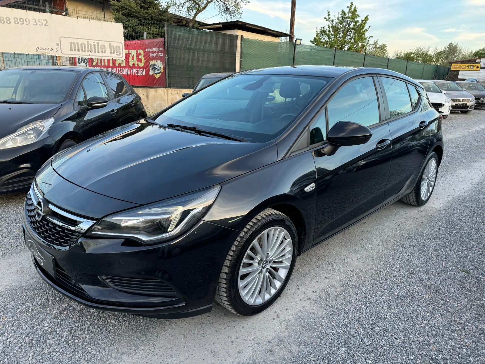 Opel Astra 1.0iTurbo NAVI EURO 6 - изображение 2