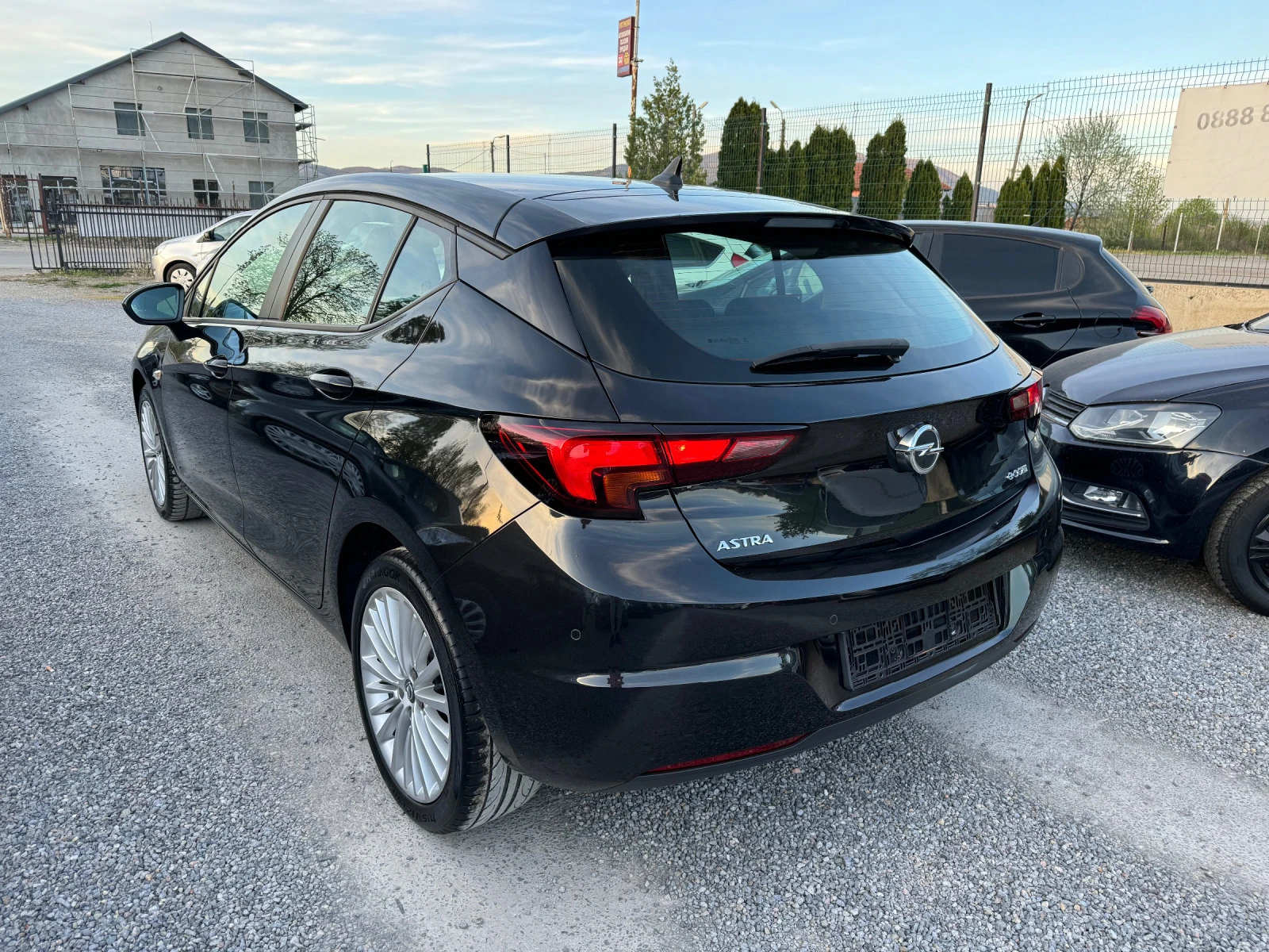 Opel Astra 1.0iTurbo NAVI EURO 6 - изображение 5