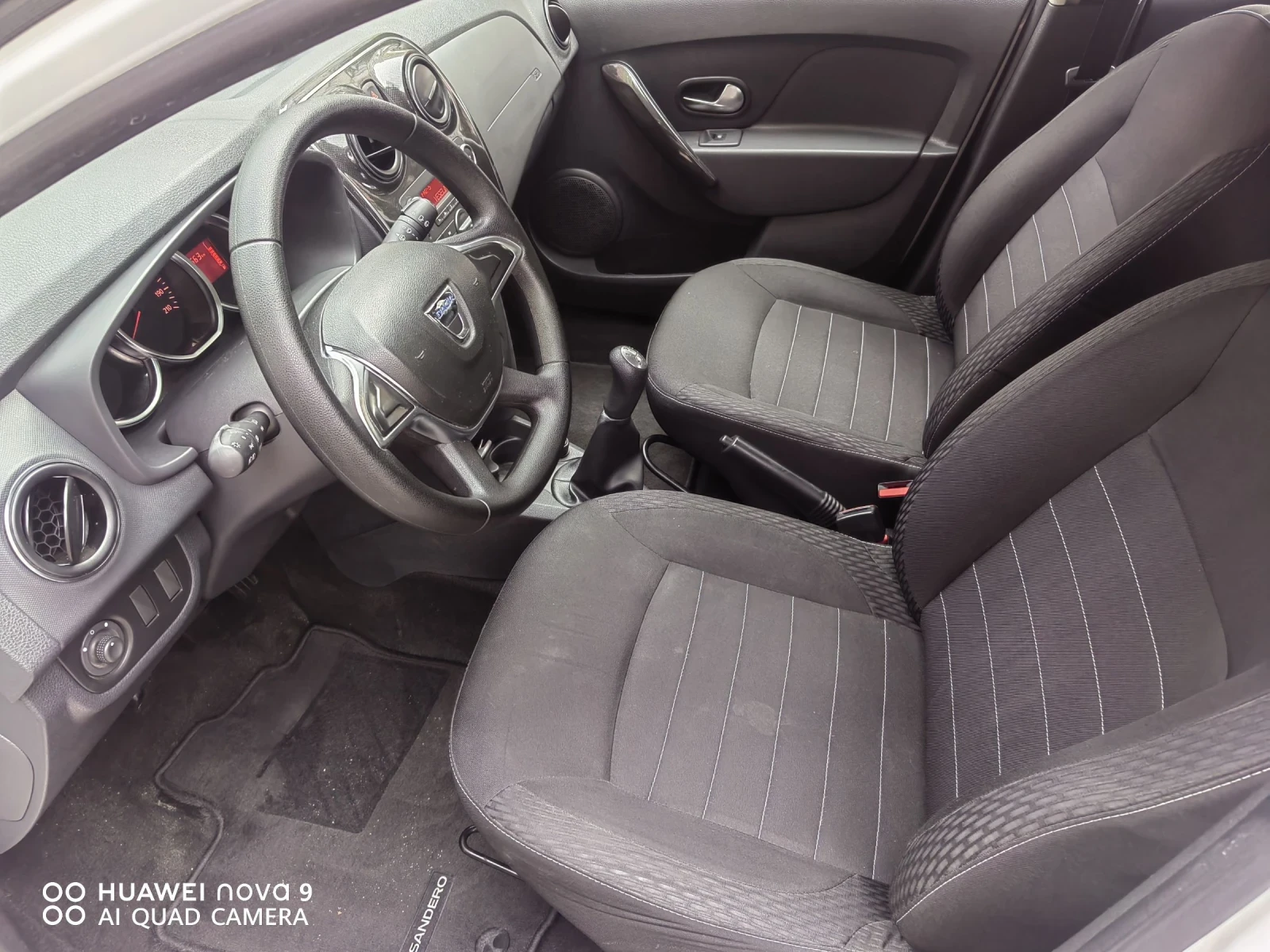 Dacia Sandero  - изображение 5