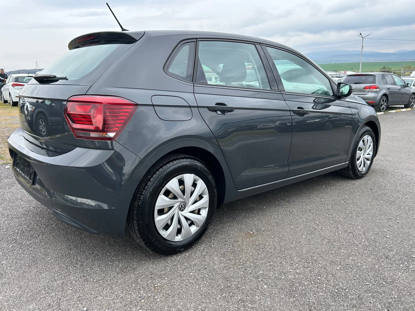 VW Polo 1.6TDI - изображение 7