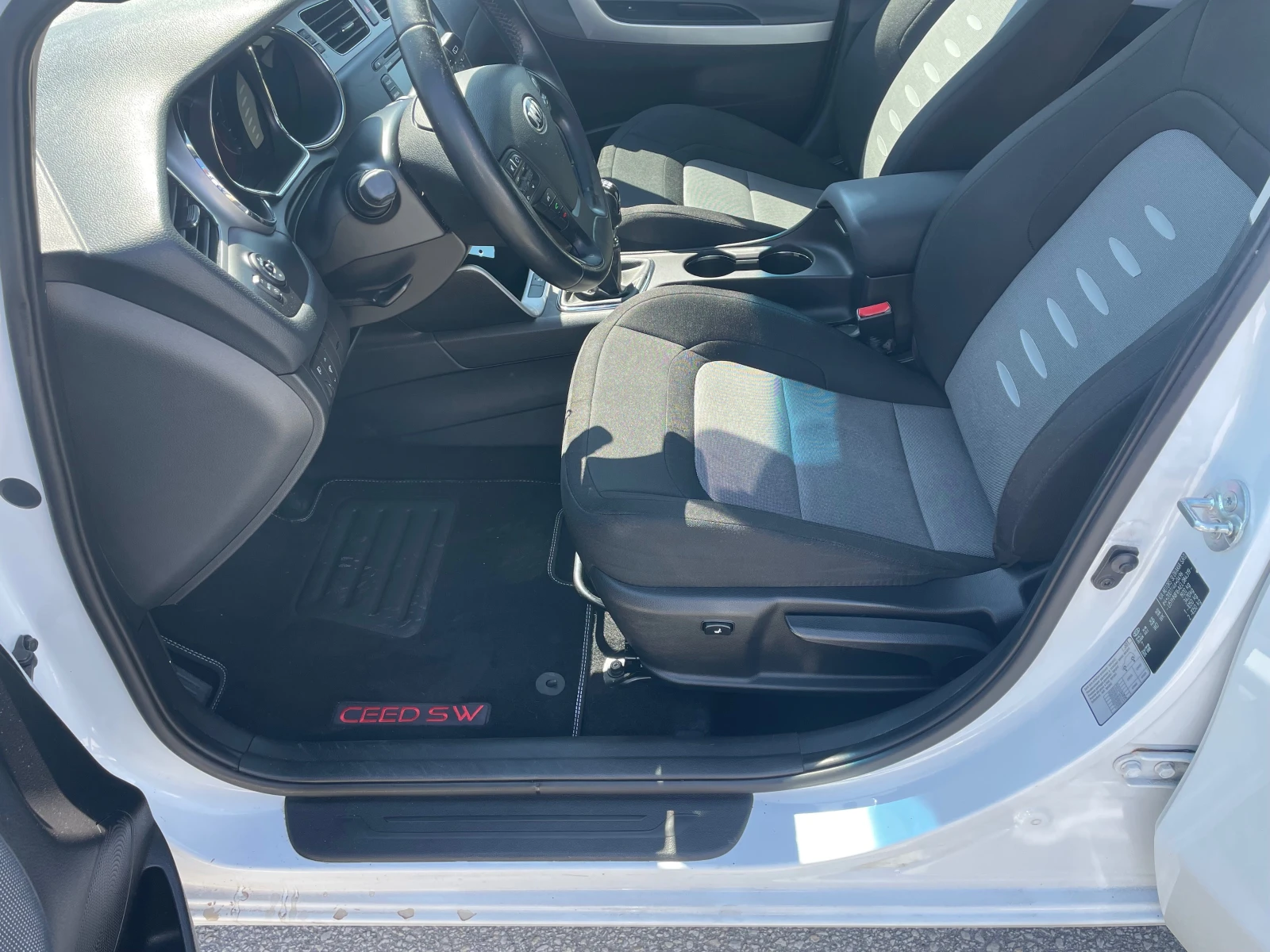 Kia Ceed 1.6CRDi - изображение 10